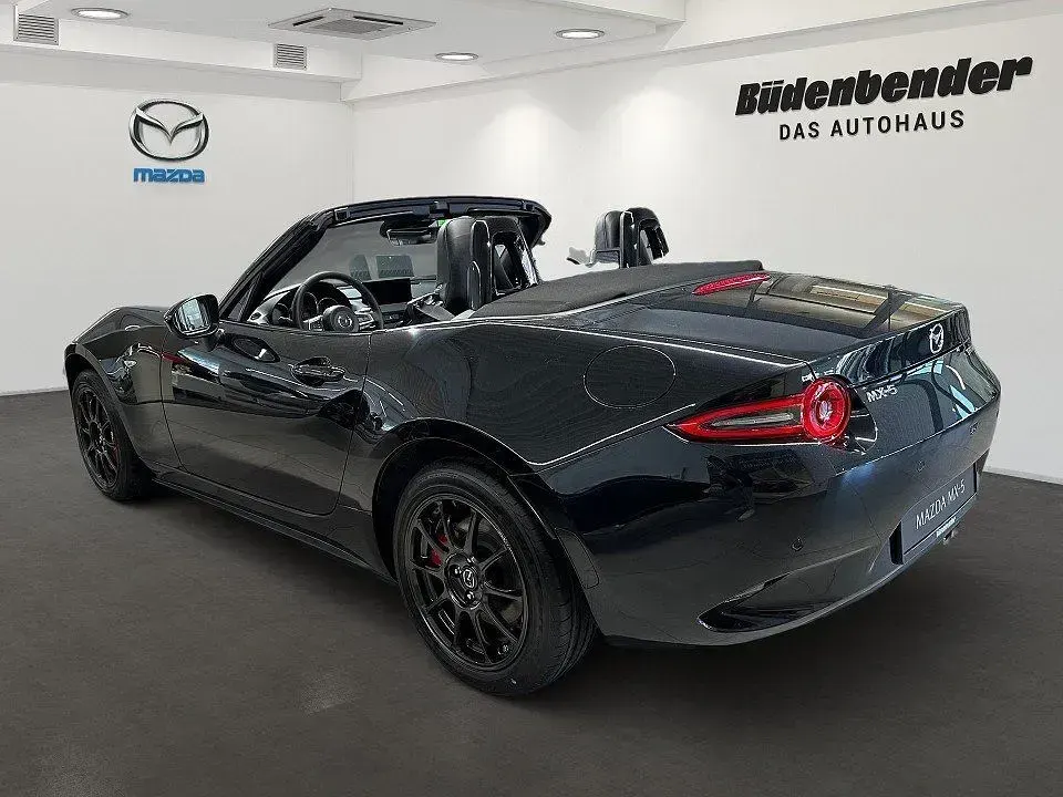 Neu Mazda MX5 132 PS (97 kW) 2026 Schwarz Cabrio
