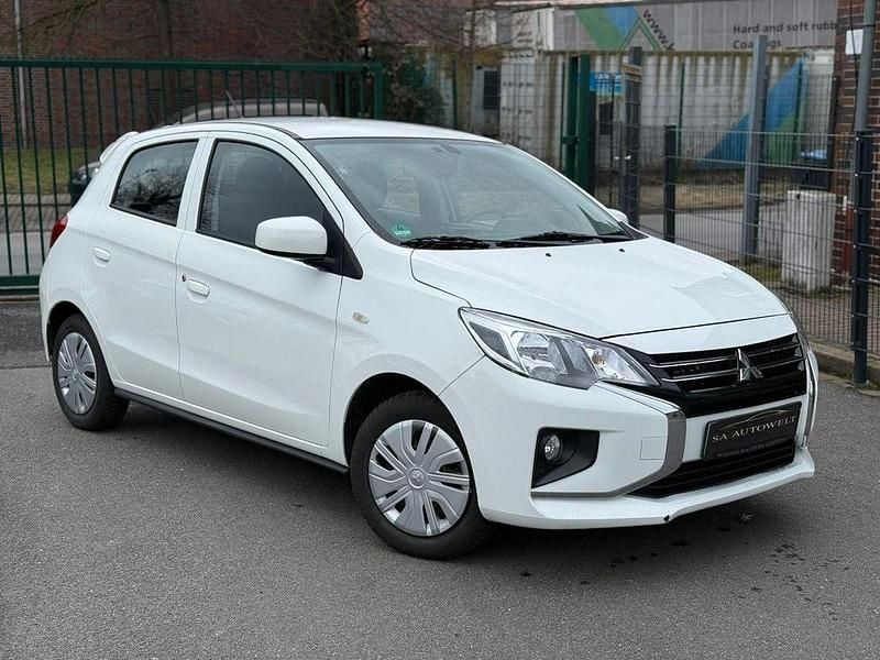 Gebraucht Mitsubishi Space Star Basis 71 PS (52 kW) 2021 Weiß Kleinwagen