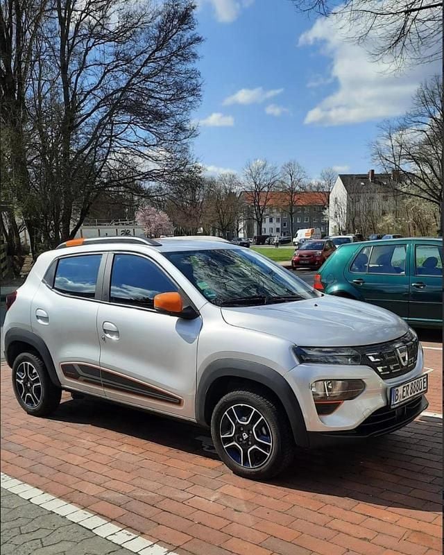 Grau Gebraucht 2022 Dacia Spring Kleinwagen | 9.499 € (Guter Preis) - Bild 1/4
