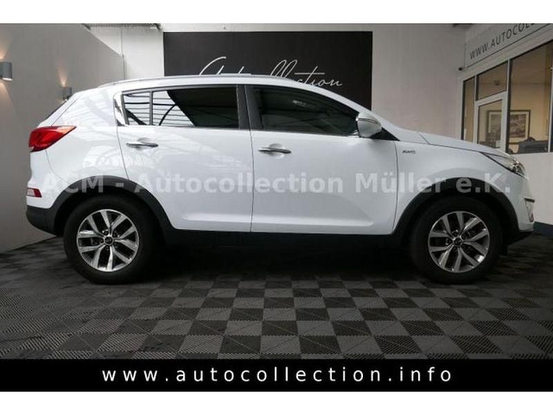 Gebraucht Kia Sportage 136 PS (100 kW) 2015 Weiß SUV