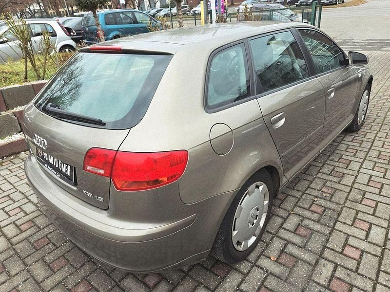 Gebraucht Audi A3 Attraction 116 PS (85 kW) 2004 Beige Kleinwagen