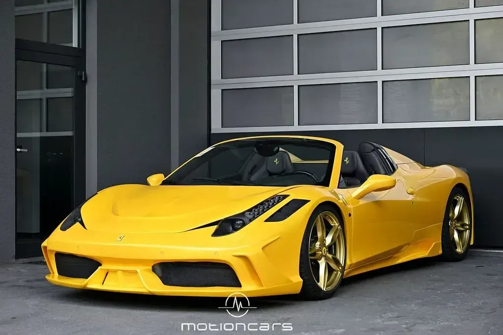 Second-hand Ferrari 458 566 CP (416 kW) 2012 Galben Cabrio