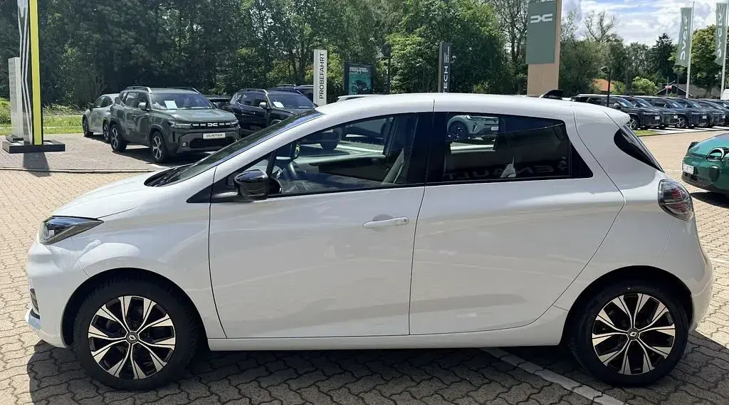 Gebraucht Renault Zoe 50 kW (69 PS) 2023 Weiß Kleinwagen