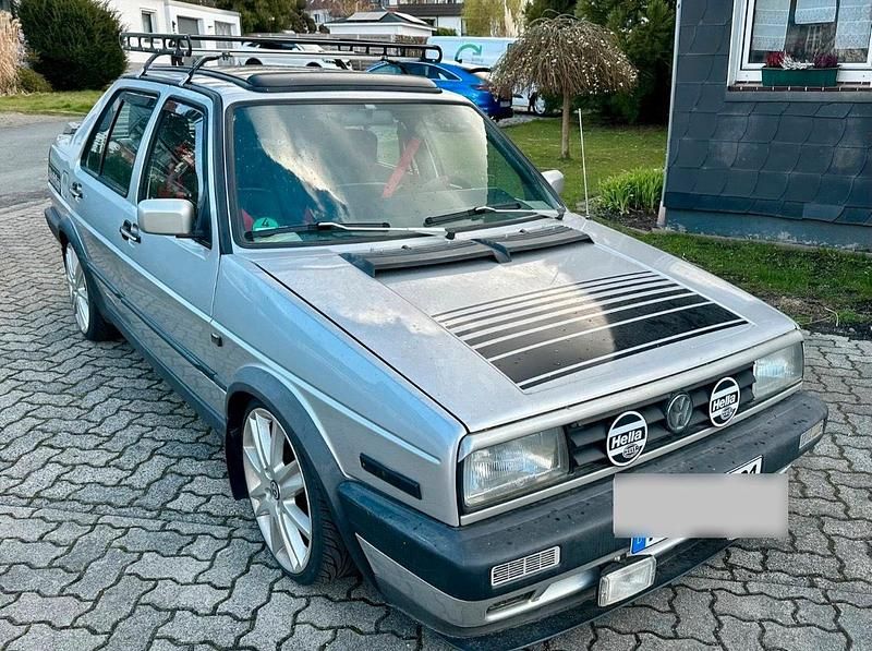 Gebraucht VW Jetta 90 PS (66 kW) 1991 Silber Limousine