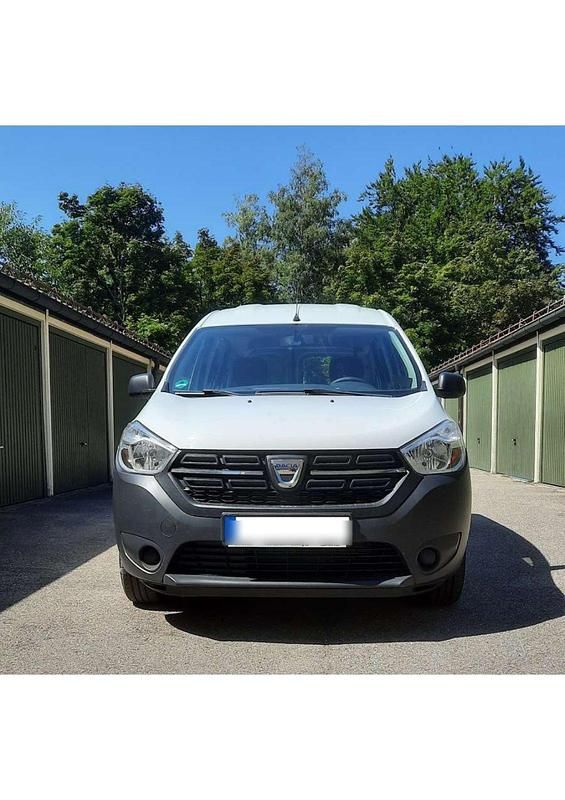 Weiß Gebraucht 2019 Dacia Dokker Kombi | 10.500 € (Guter Preis) - Bild 1/4