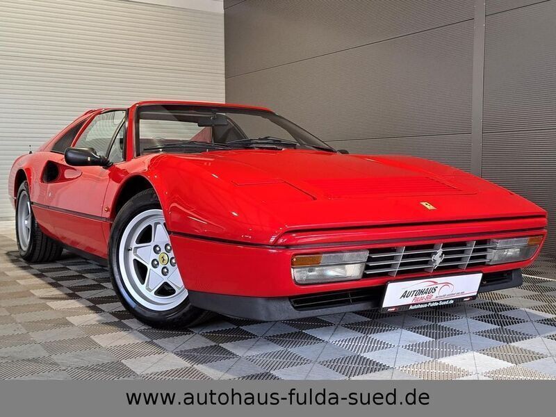 Rot Gebraucht 1987 Ferrari 328 Coupé | 99.970 € - Bild 1/4