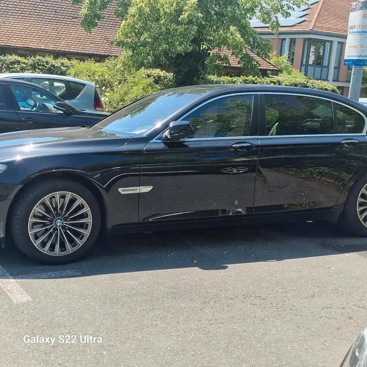 Gebraucht BMW 750 407 PS (299 kW) 2011 Schwarz Limousine