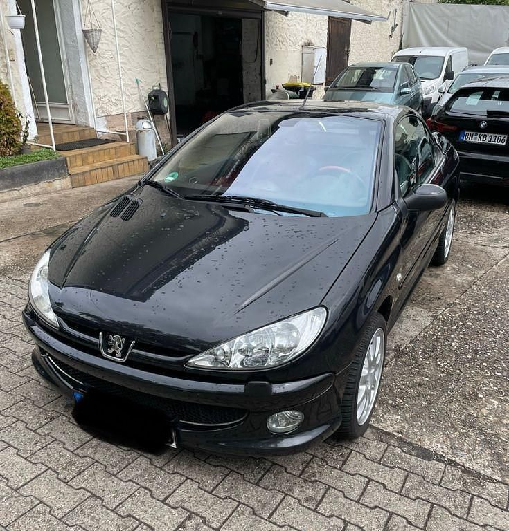 Schwarz Gebraucht 2005 Peugeot 206 CC Platinum Cabrio | 1.900 € (Fairer Preis) - Bild 1/4