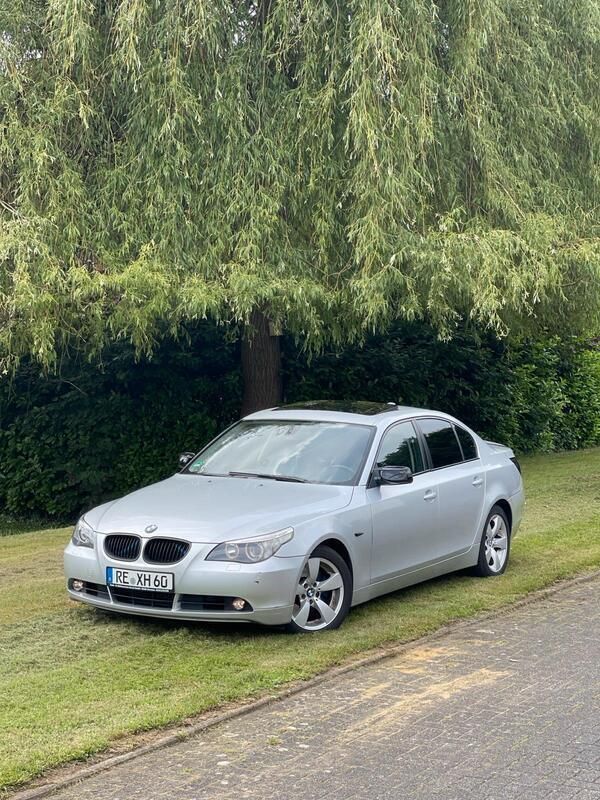 Silber Gebraucht 2005 BMW 530 Limousine | 6.490 € (Etwas zu teuer) - Bild 1/4