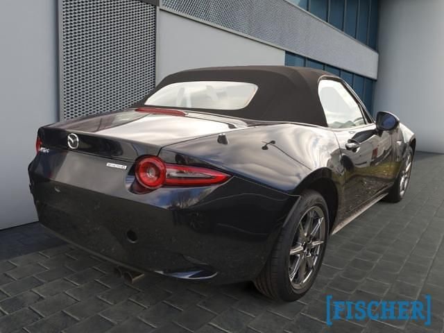 Neu Mazda MX5 Exclusive 132 PS (97 kW) 2026 Schwarz Cabrio