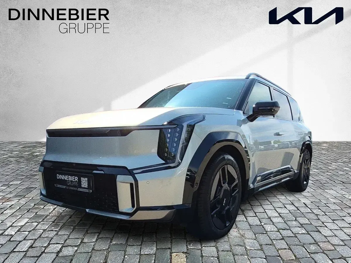 Neu Kia EV9 283 kW (385 PS) 2026 Silber (metallic) SUV