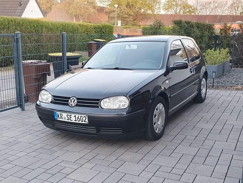 Gebraucht VW Golf III 75 PS (55 kW) 1999 Schwarz Limousine