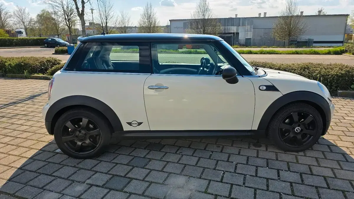 Gebraucht Mini Cooper 120 PS (88 kW) 2009 Weiß Kleinwagen