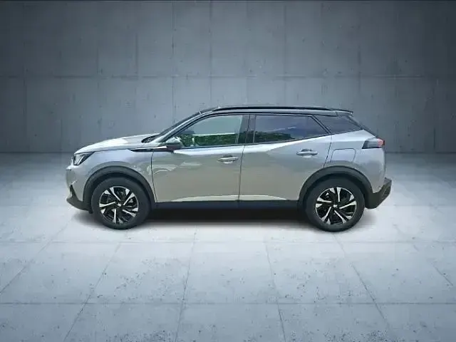 Gebraucht Peugeot e-2008 GT 100 kW (136 PS) 2022 Grau SUV