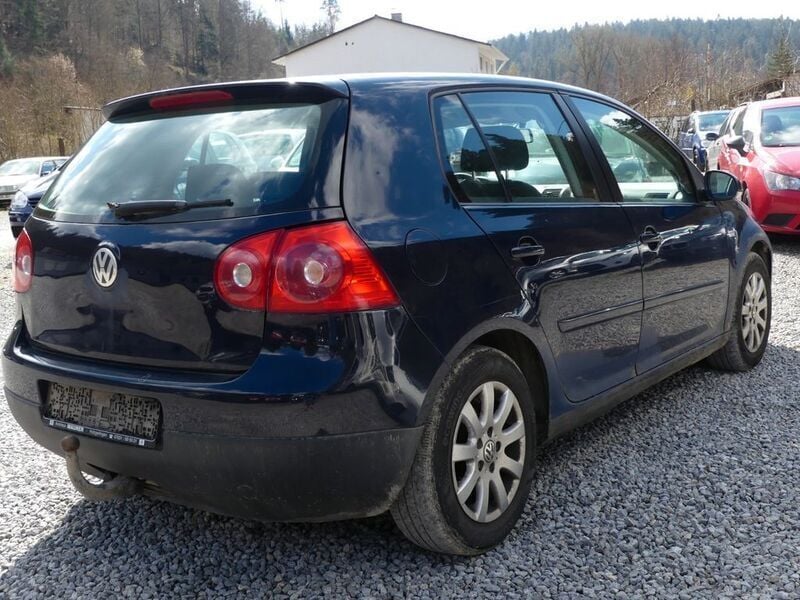 Gebraucht VW Golf V Comfortline 105 PS (77 kW) 2005 Blau Limousine