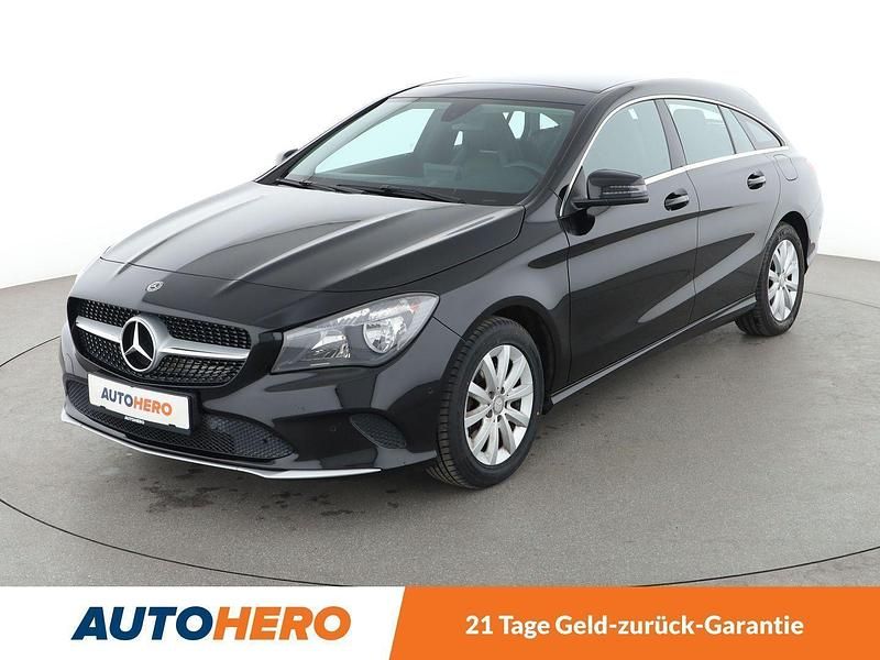 Schwarz Gebraucht 2017 Mercedes CLA180 Shooting Brake Kombi | 16.380 € (Fairer Preis) - Bild 1/3
