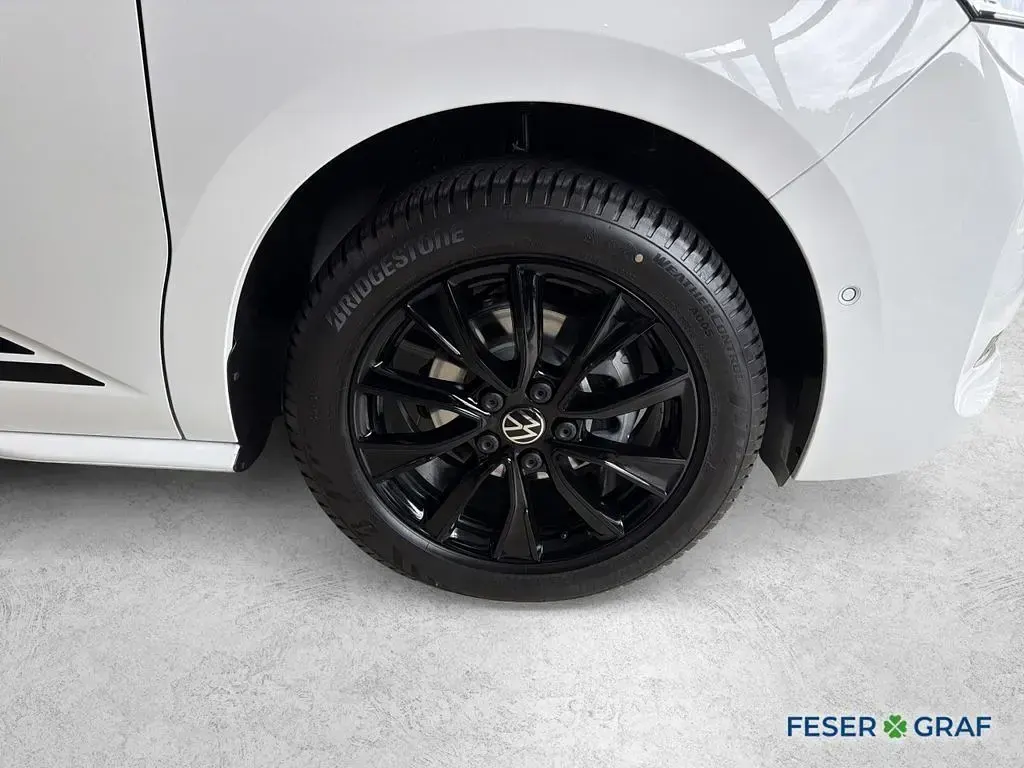 Neu VW Multivan 150 PS (110 kW) 2026 Weiß Van / Kleinbus