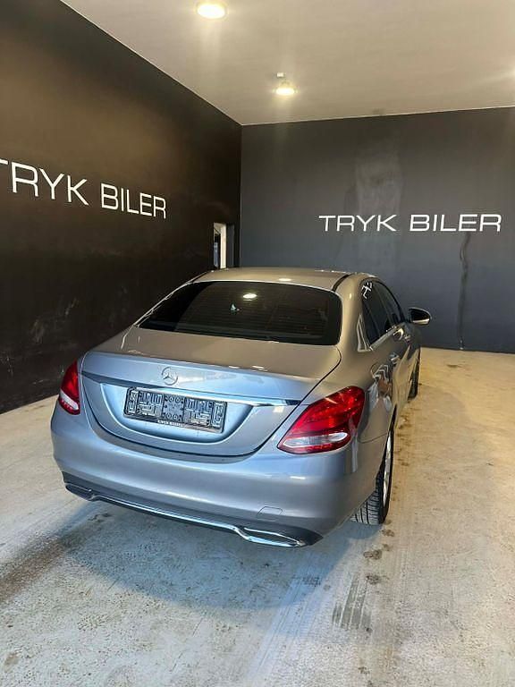 Gebraucht Mercedes C220 170 PS (125 kW) 2016 Silber Limousine