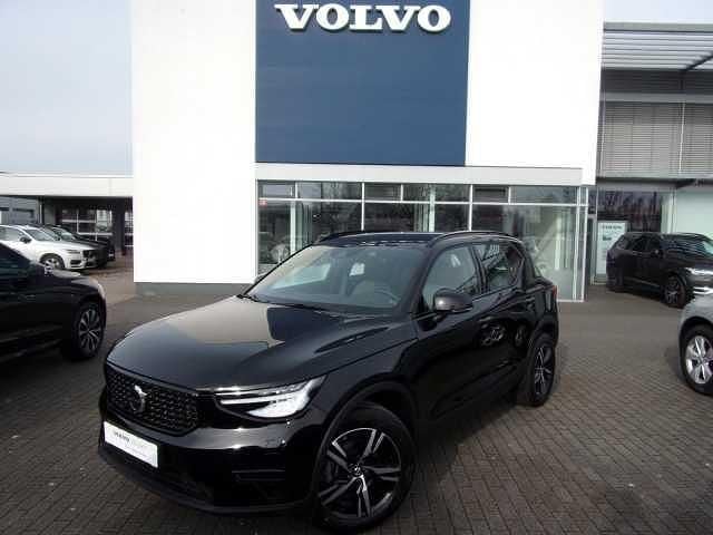 Gebraucht Volvo XC40 Plus 129 PS (94 kW) 2023 Schwarz SUV