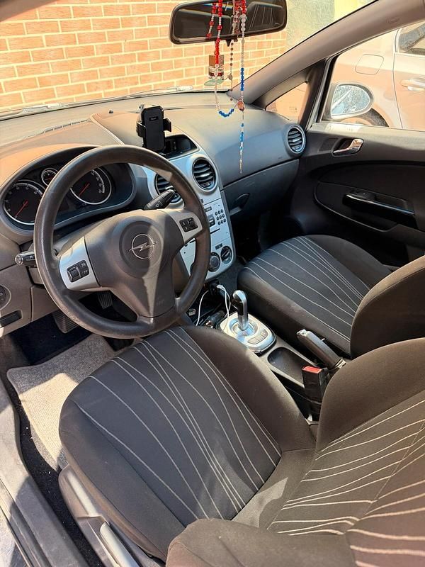 Gebraucht Opel Corsa 80 PS (58 kW) 2008 Grau Kleinwagen