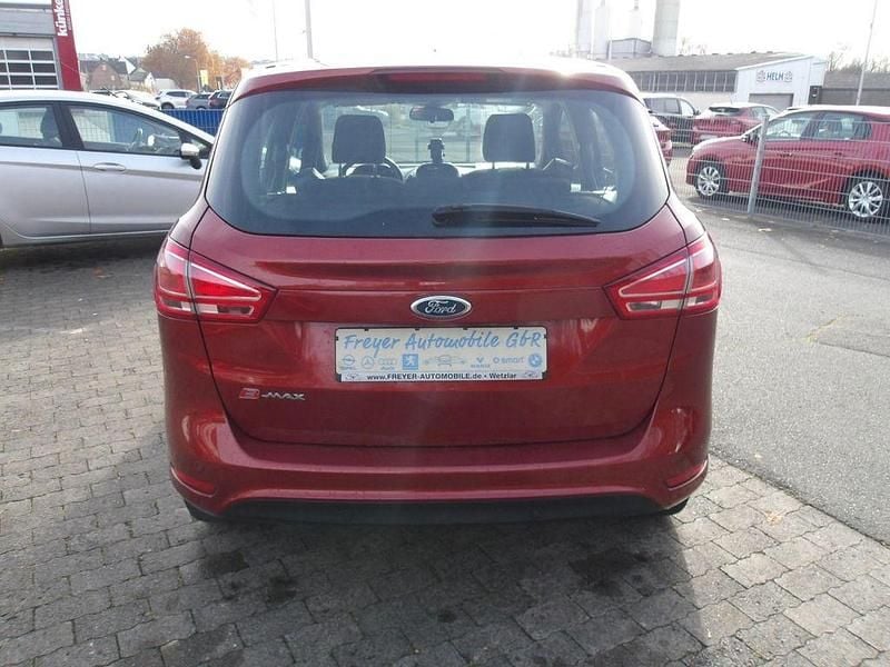 Gebraucht Ford B-MAX SYNC Edition 105 PS (77 kW) 2015 Braun Van / Kleinbus