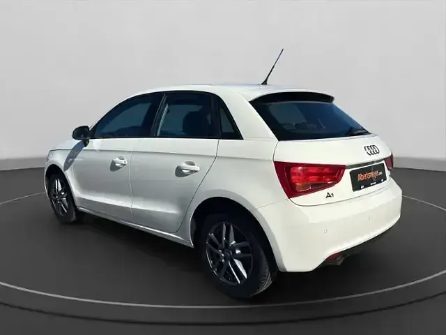 Usata Audi A1 Sportback Attraction 86 CV (63 kW) 2012 Bianco Utilitaria