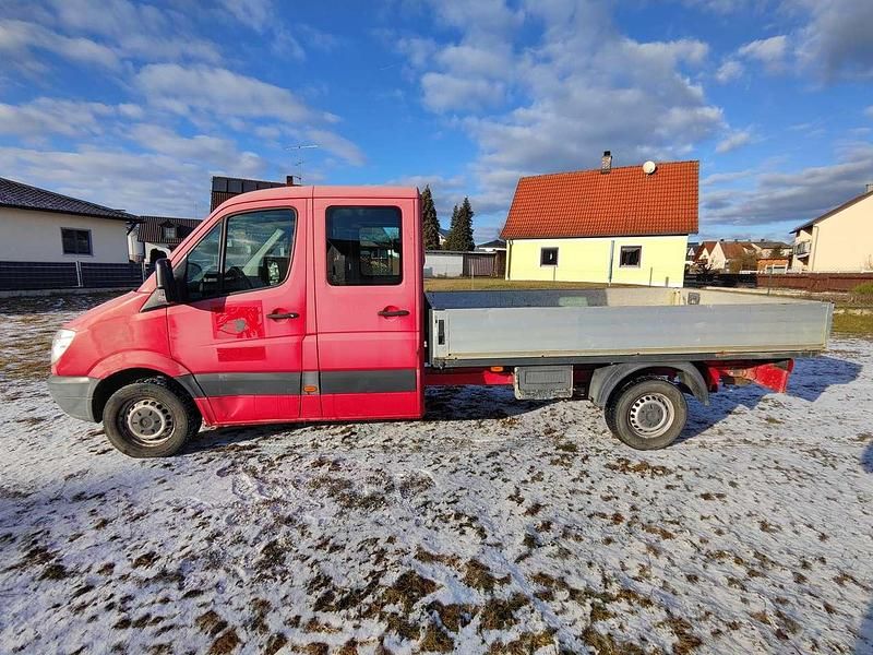 Gebraucht Mercedes Sprinter 163 PS (119 kW) 2012 Rot Van