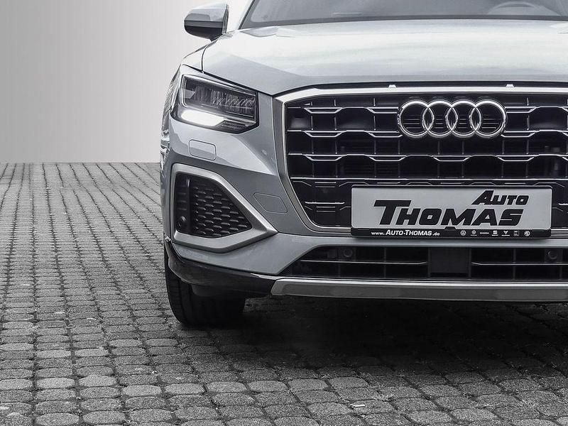 Gebraucht Audi Q2 Advanced Plus 150 PS (110 kW) 2023 Grau SUV