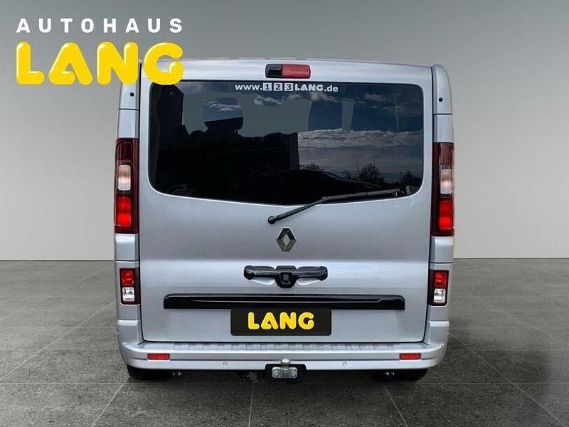 Gebraucht Renault Trafic 170 PS (125 kW) 2023 Silber Van / Kleinbus