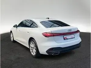 Gebraucht Audi A5 204 PS (150 kW) 2025 Weiß (gletscherweiß metallic) Limousine