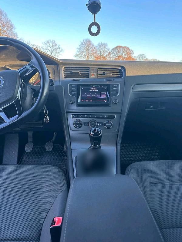 Gebraucht VW Golf VII 104 PS (76 kW) 2012 Silber Kleinwagen