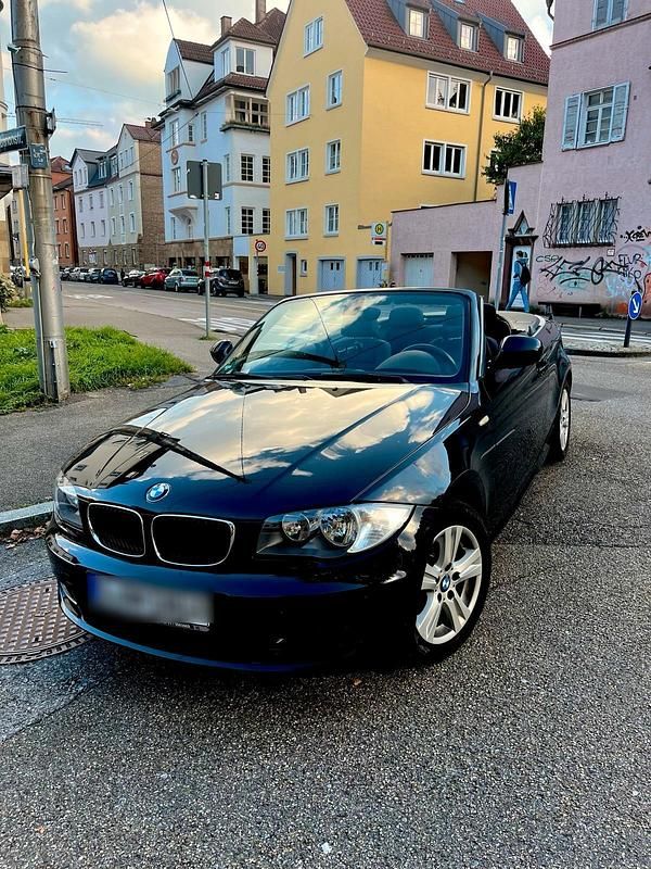 Schwarz Gebraucht 2009 BMW 118 Cabriolet Cabrio | 6.900 € (Fairer Preis) - Bild 1/4
