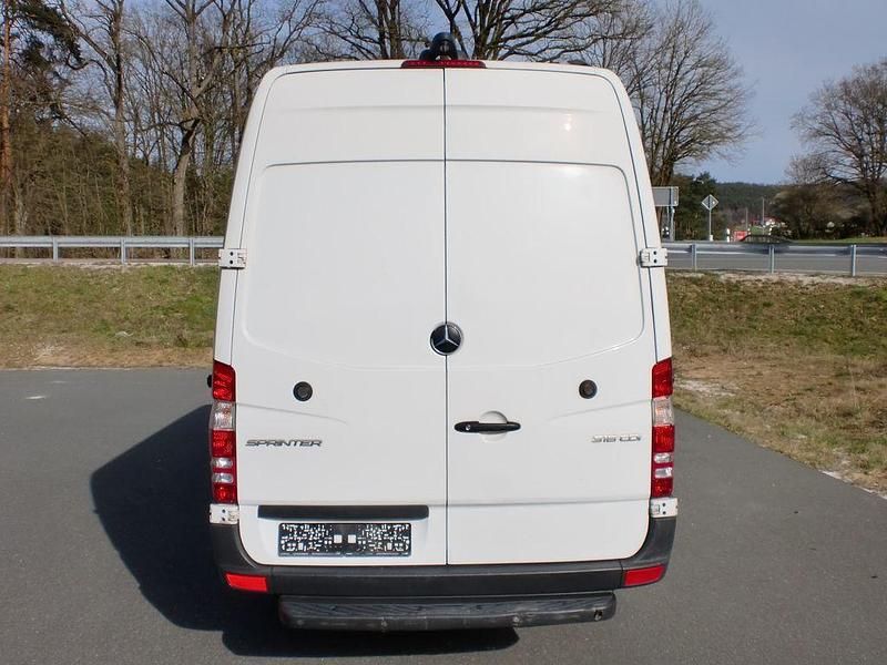 Gebraucht Mercedes Sprinter 163 PS (119 kW) 2017 Weiß Van