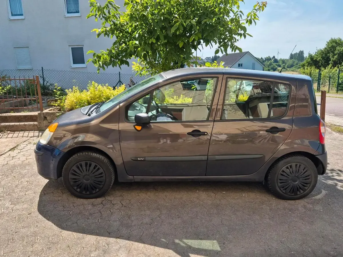 Gebraucht Renault Modus 75 PS (55 kW) 2005 Andere farben Van / Kleinbus