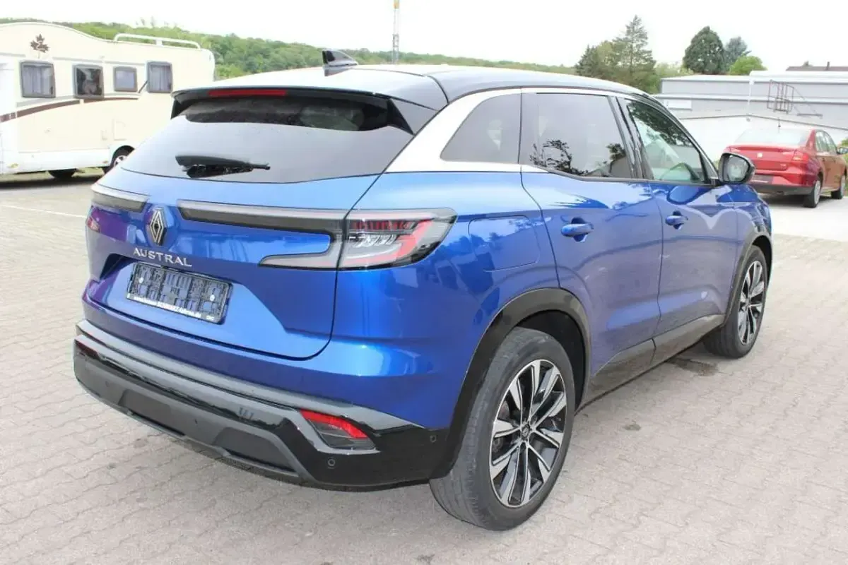 Gebraucht Renault Austral Techno 158 PS (116 kW) 2022 Blau SUV