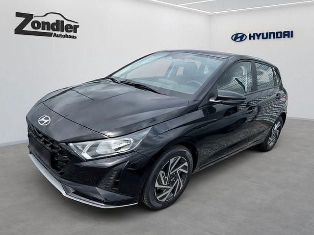 Schwarz Neu 2025 Hyundai i20 Trend Kleinwagen | 20.990 € (Guter Preis) - Bild 1/4