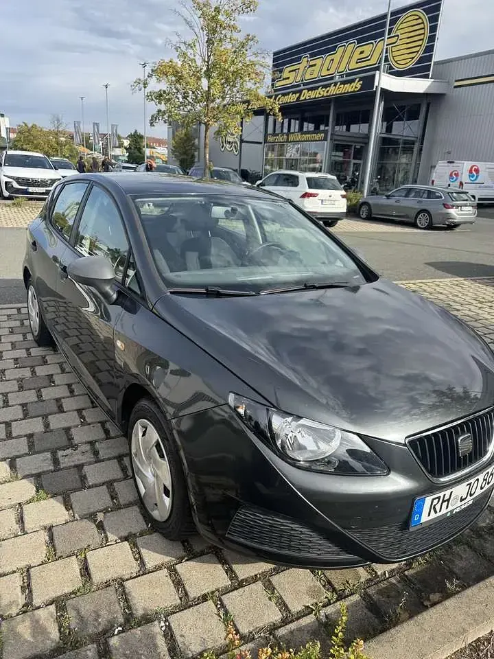 Gebraucht Seat Ibiza Reference 86 PS (63 kW) 2011 Grau Kleinwagen