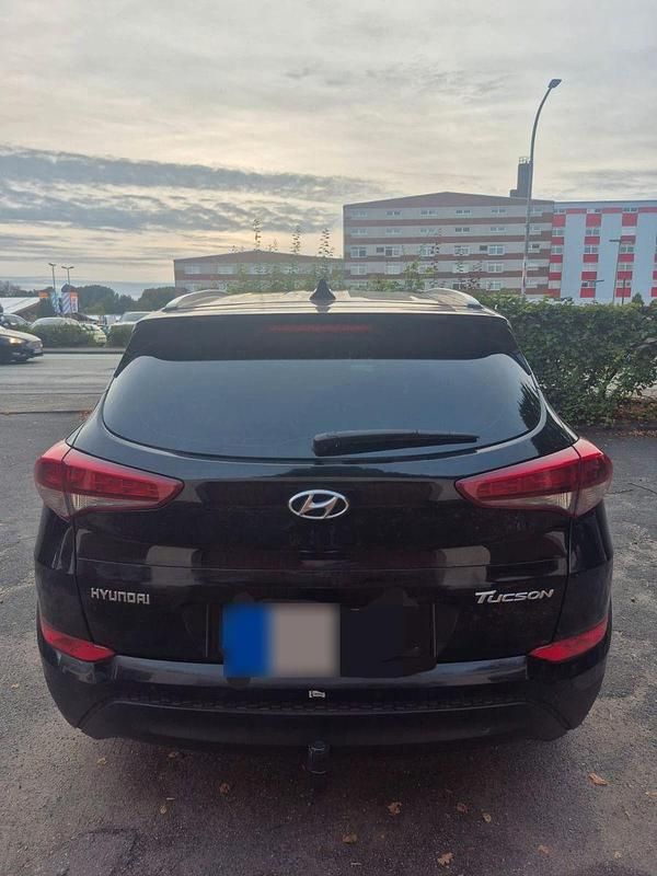 Gebraucht Hyundai Tucson 141 PS (103 kW) 2017 Schwarz SUV