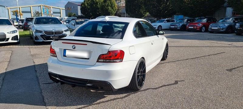 Gebraucht BMW 135 Coupé M Performance 400 PS (294 kW) 2007 Weiß Coupé