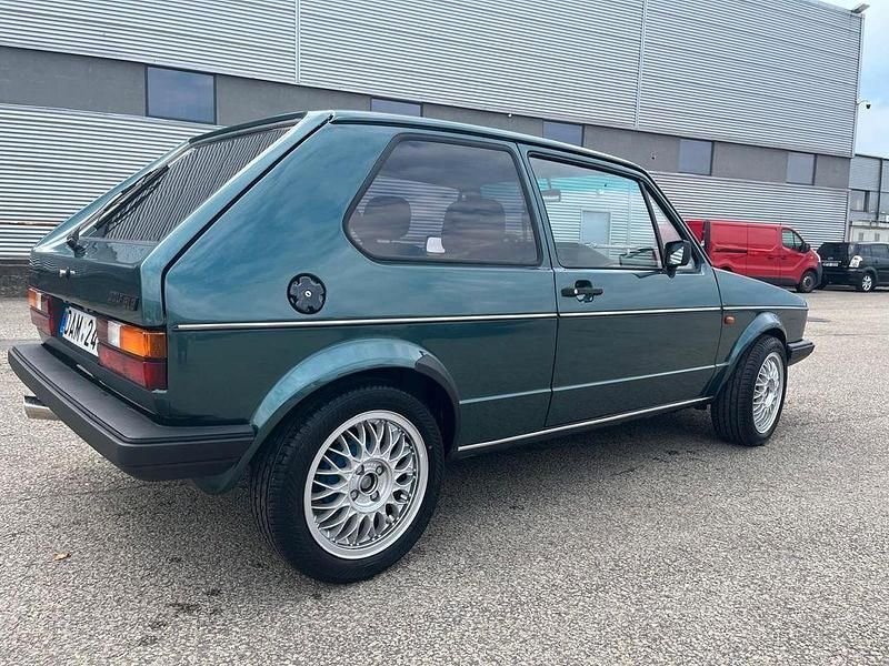 Gebraucht VW Golf I 50 PS (36 kW) 1983 Grün Kleinwagen