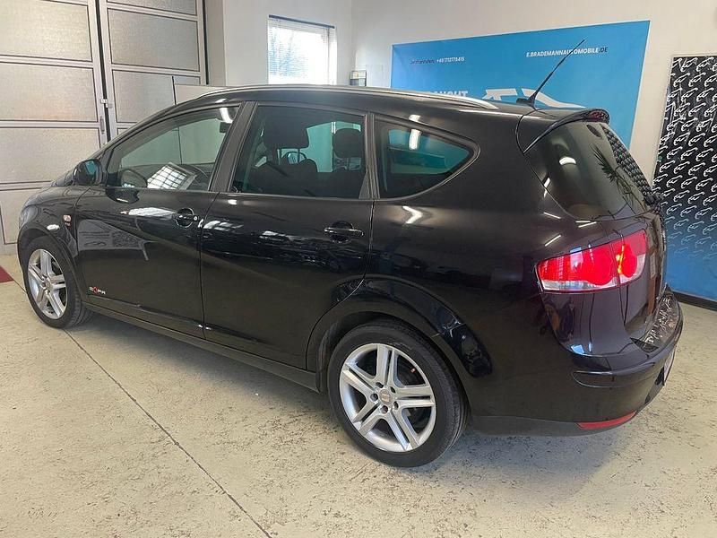 Gebraucht Seat Altea Copa 125 PS (91 kW) 2011 Schwarz SUV