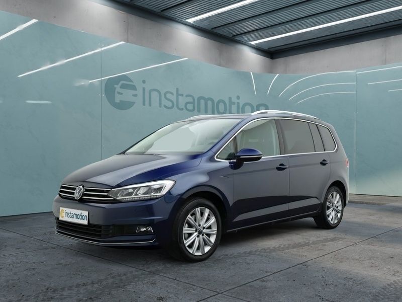 Blau Gebraucht 2024 VW Touran Highline Van / Kleinbus | 36.749 € (Etwas zu teuer) - Bild 1/3