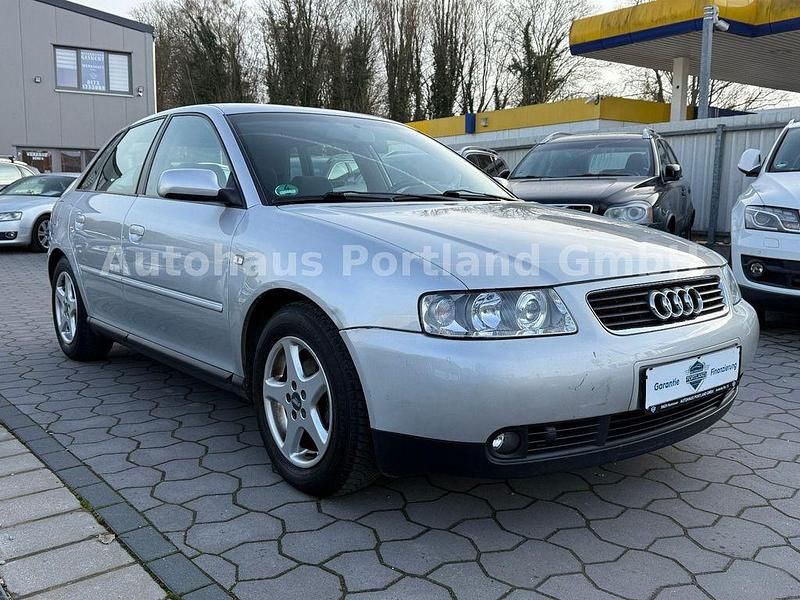 Gebraucht Audi A3 Attraction 102 PS (75 kW) 2003 Silber Limousine