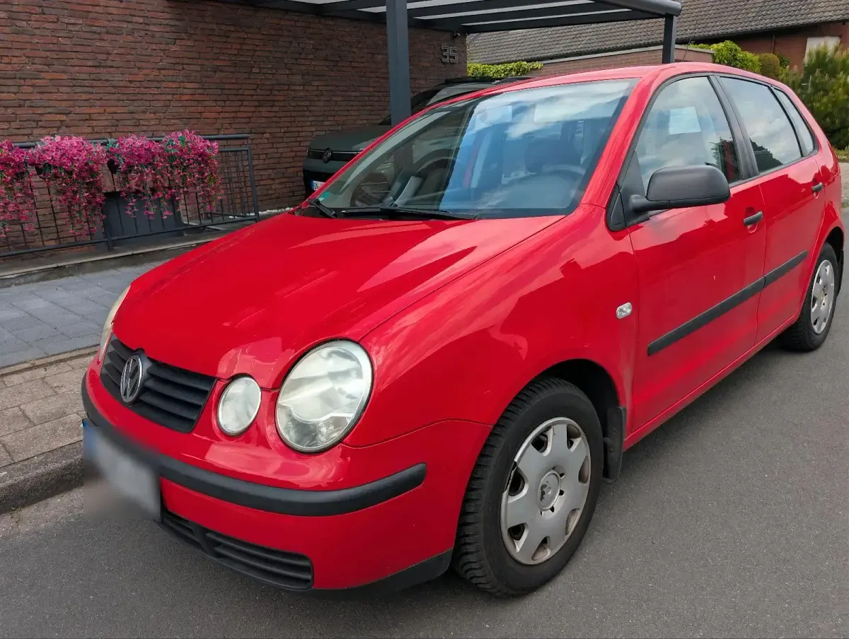 Gebraucht VW Polo 75 PS (55 kW) 2003 Rot Kleinwagen