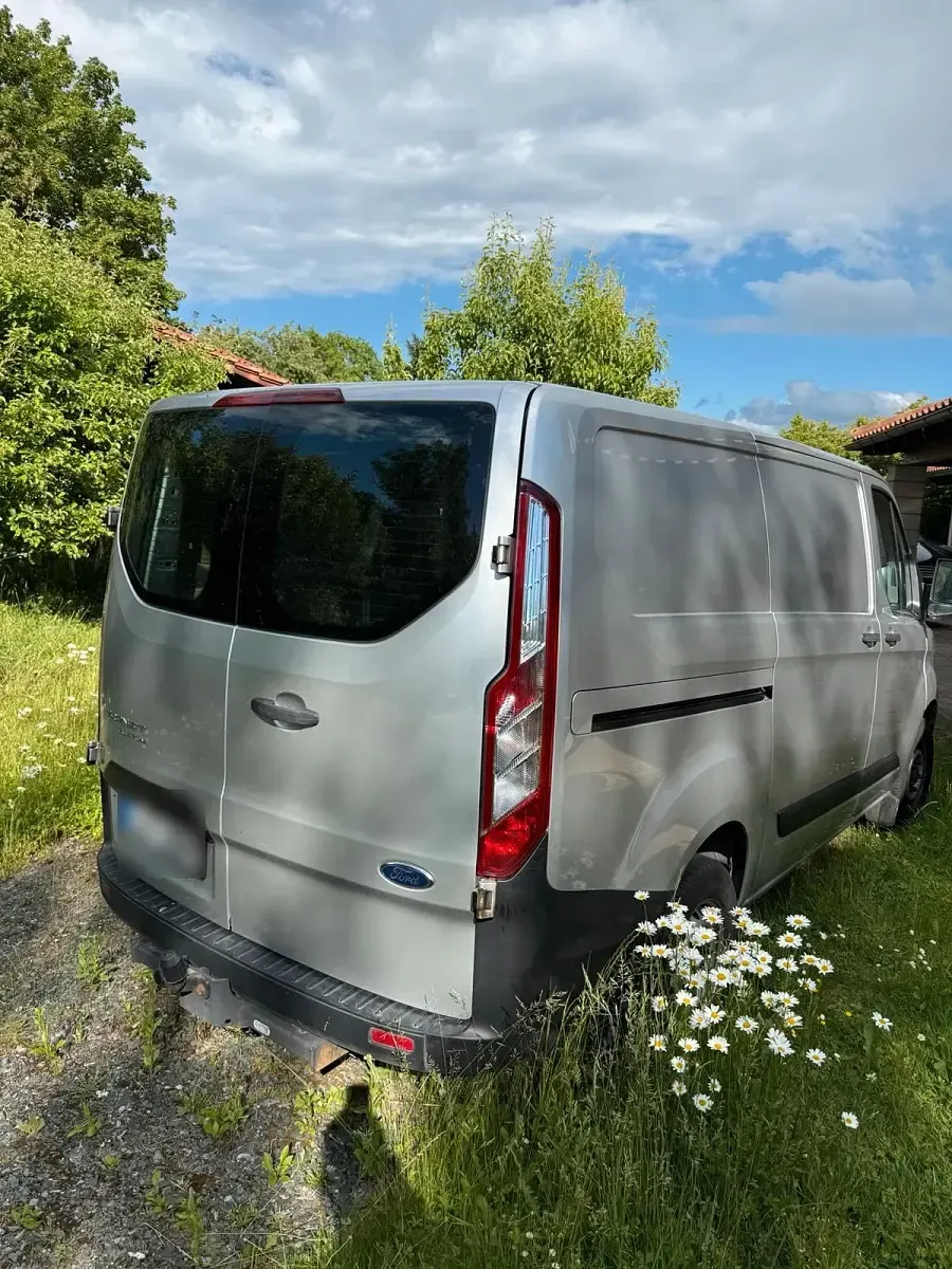 Gebraucht Ford Transit Custom 105 PS (77 kW) 2019 Silber Van / Kleinbus