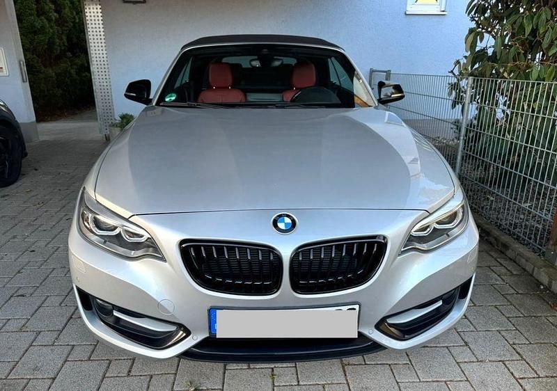 Gebraucht BMW 220 Sport Line 190 PS (139 kW) 2015 Silber Cabrio