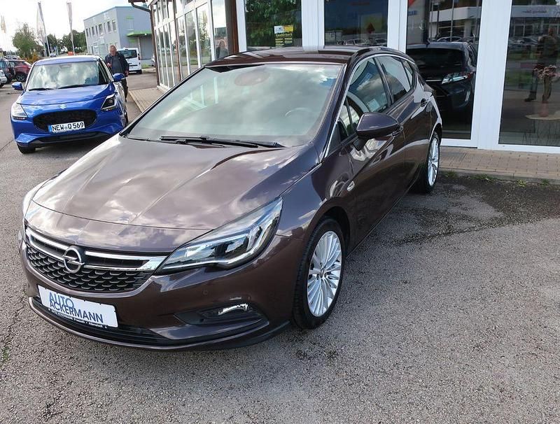 Braun Gebraucht 2018 Opel Astra Dynamic Limousine | 8.950 € (Superpreis) - Bild 1/4