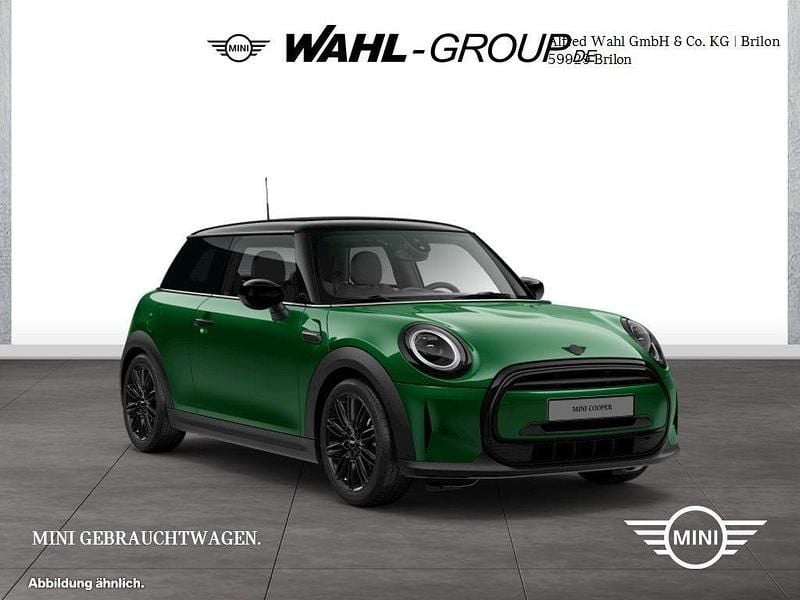 Gebraucht Mini Cooper Classic 136 PS (100 kW) 2024 Grün Kleinwagen
