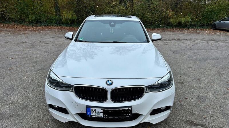Weiß Gebraucht 2017 BMW 330 Gran Turismo M Sport Limousine | 21.400 € (Fairer Preis) - Bild 1/4