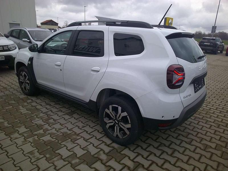 Gebraucht Dacia Duster Journey 150 PS (110 kW) 2024 Gletscherweiss SUV